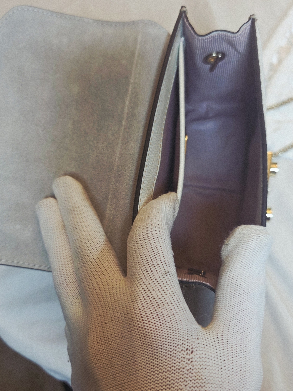 Furla x Hello Kitty Metropolis Mini Leather Crossbody Bag White Blue. Dust Bag - Picture 7 of 9